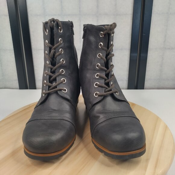 Union Bay Sassy-U Ankle Dark Gray Greenish Ankle Wedge Boots Women US 10 - Picture 3 of 14